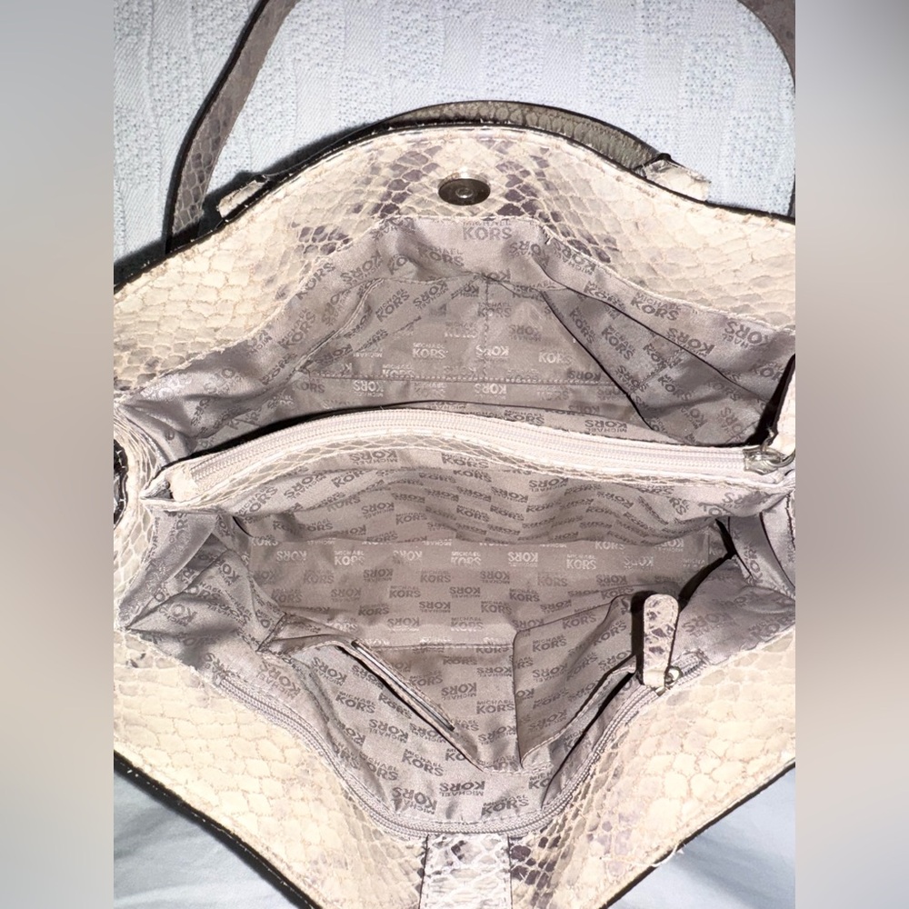 Michael Kors EUC Hamilton python-embossed leather… - image 5